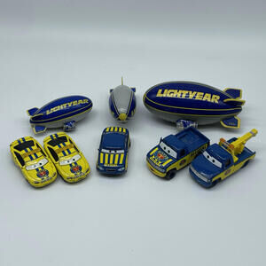 Disney Pixar Cars Diecast Piston Cup Race Official Pace Car Lot Blimp Lot Of 8